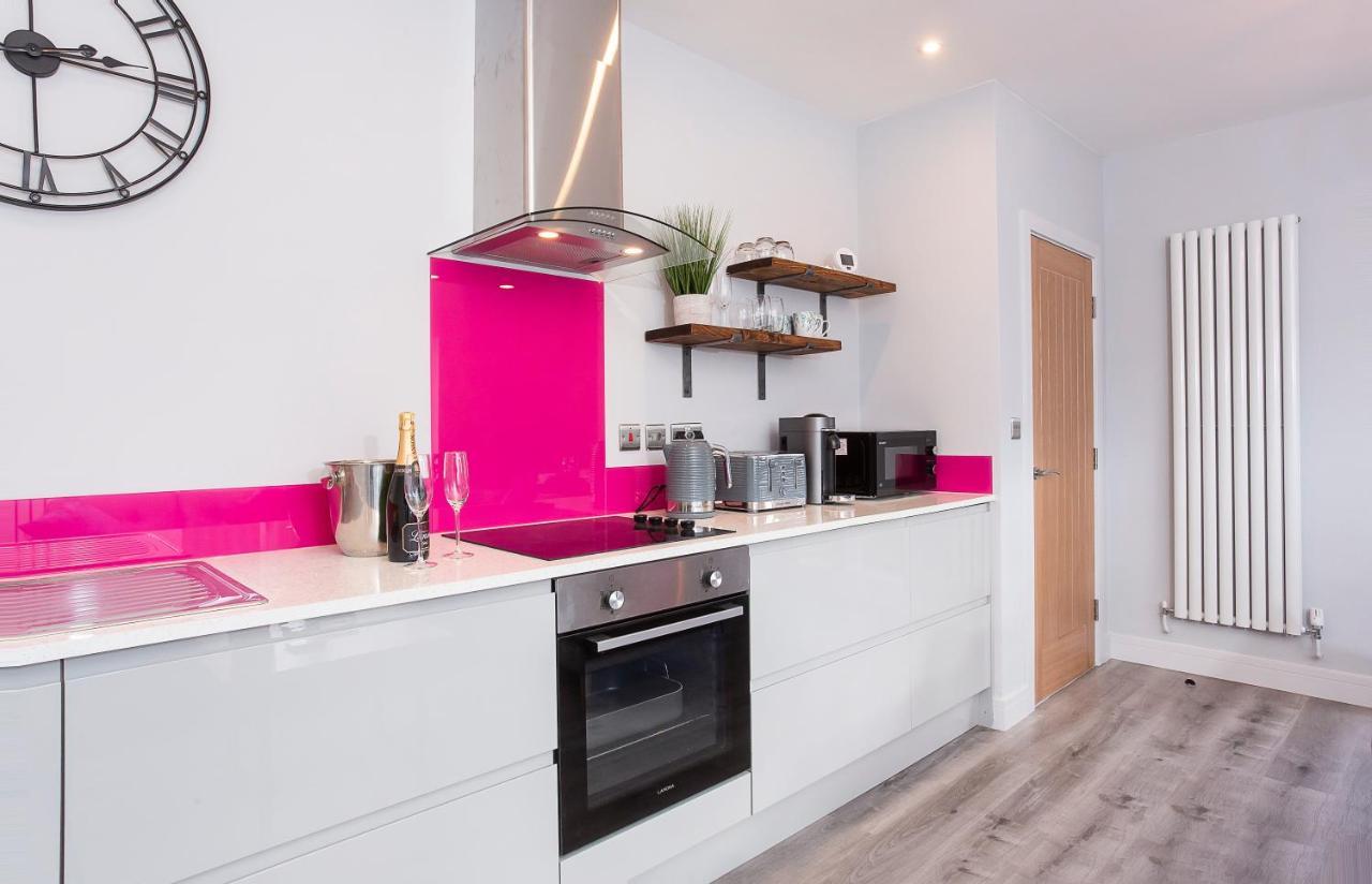 Ferienwohnung The Luxury Potting Shed With Free Parking! York Exterior foto